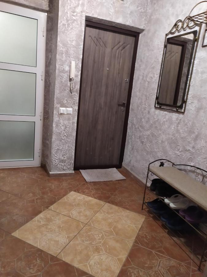 Apartment On Sobornaya 58 Khmelʼnytsʼkyy Екстериор снимка