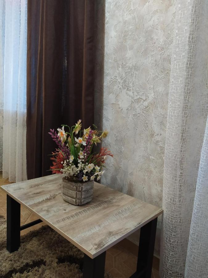 Apartment On Sobornaya 58 Khmelʼnytsʼkyy Екстериор снимка